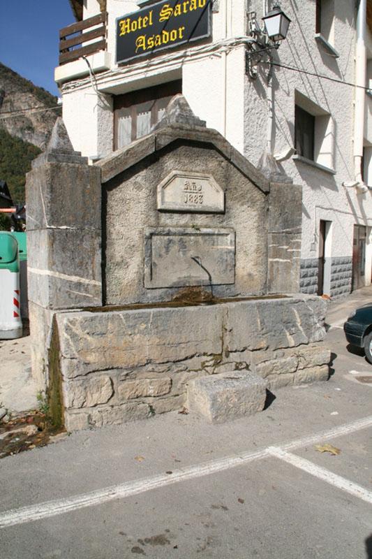 Imagen FUENTE DEL BARRIO BAJO